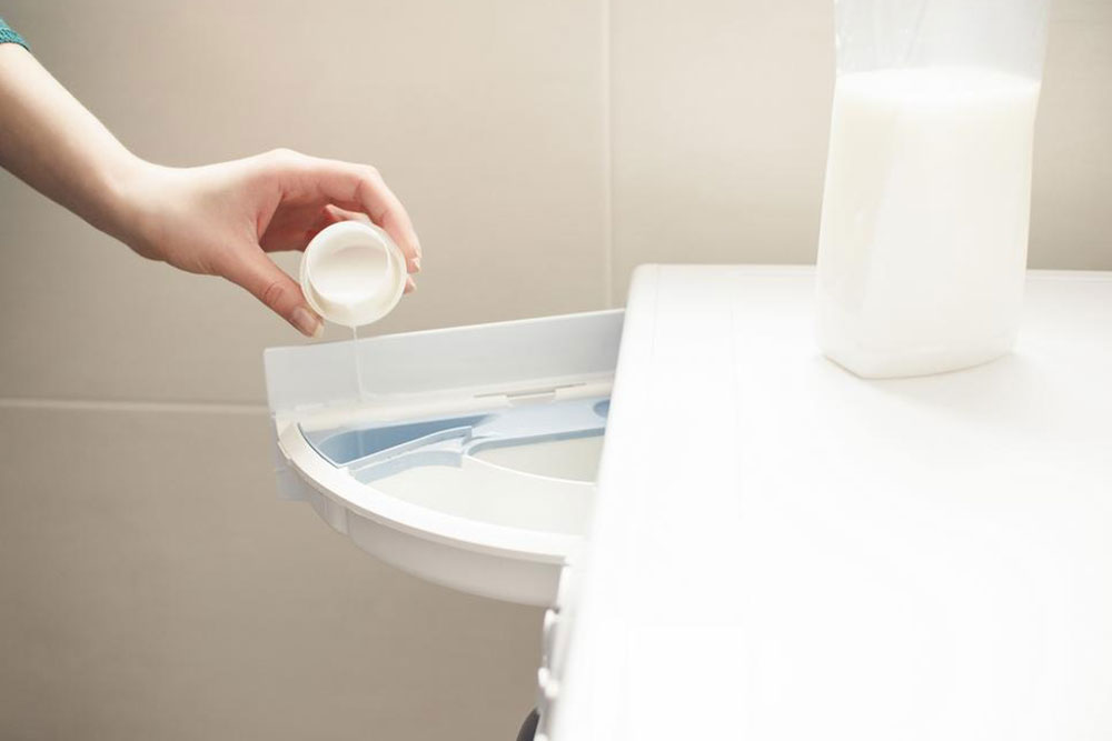 Here’s how you can keep your washing machine clean naturally