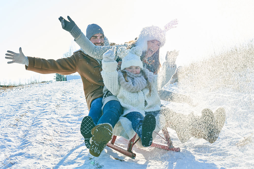 4 fun winter activites for your family to enjoy